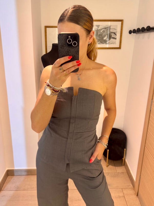 Conjunto top y pantalón de traje - Imagen 2
