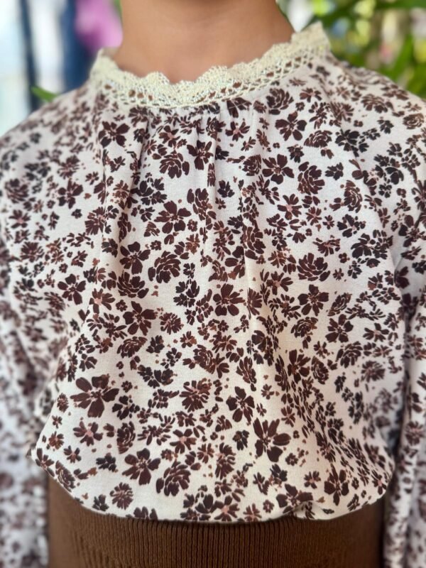 Blusa estampada - Imagen 2